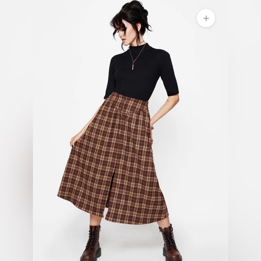 Disturbia: Patterned Button-Down Front Split Midi… - image 5